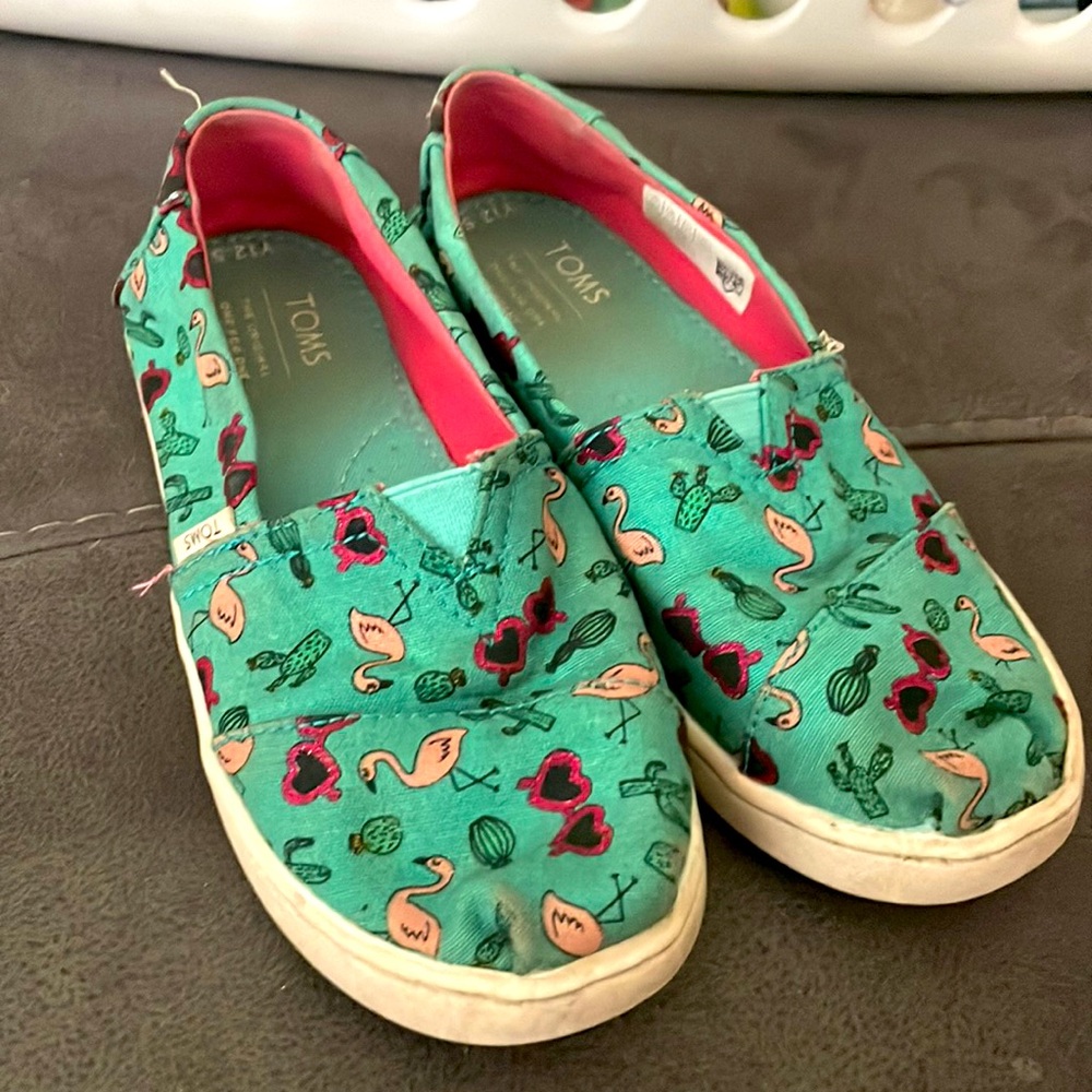 Toms Girls Alpargata Shoes size 12.5